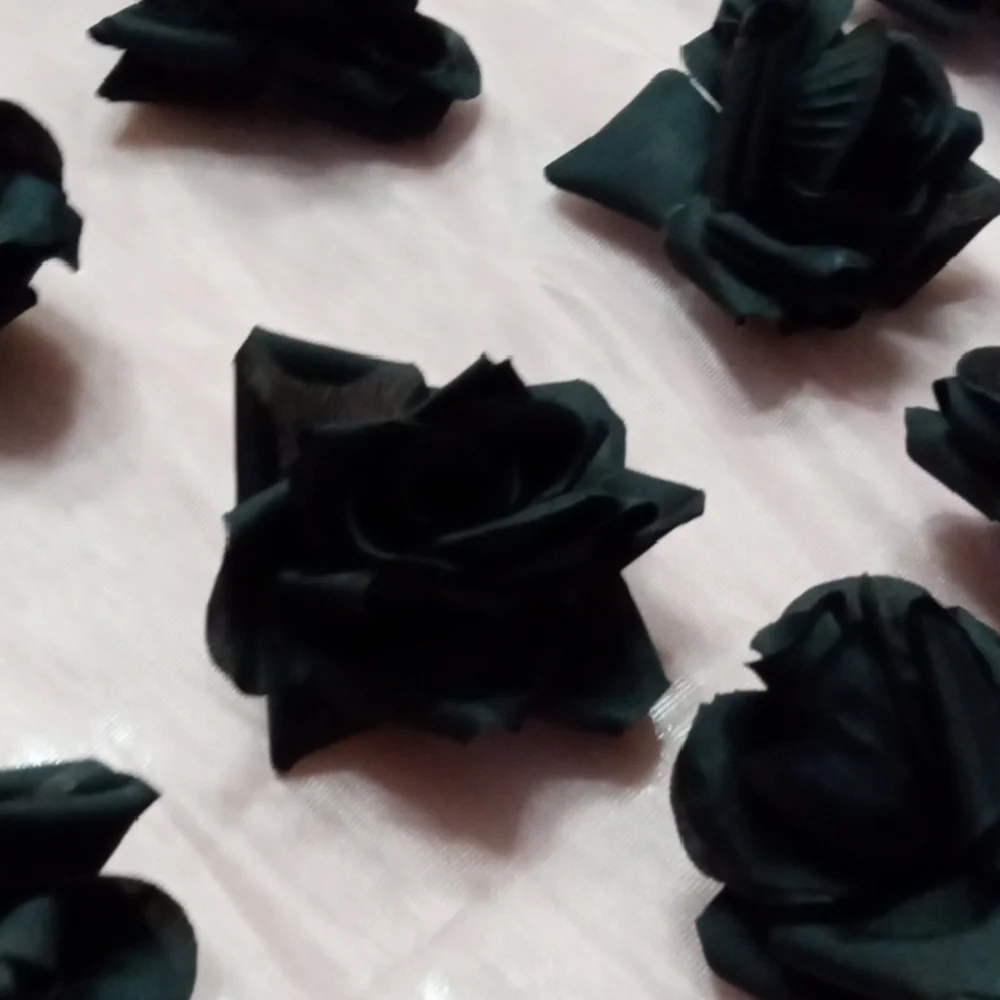 100 Elegant Black Faux Silk Rose Heads
